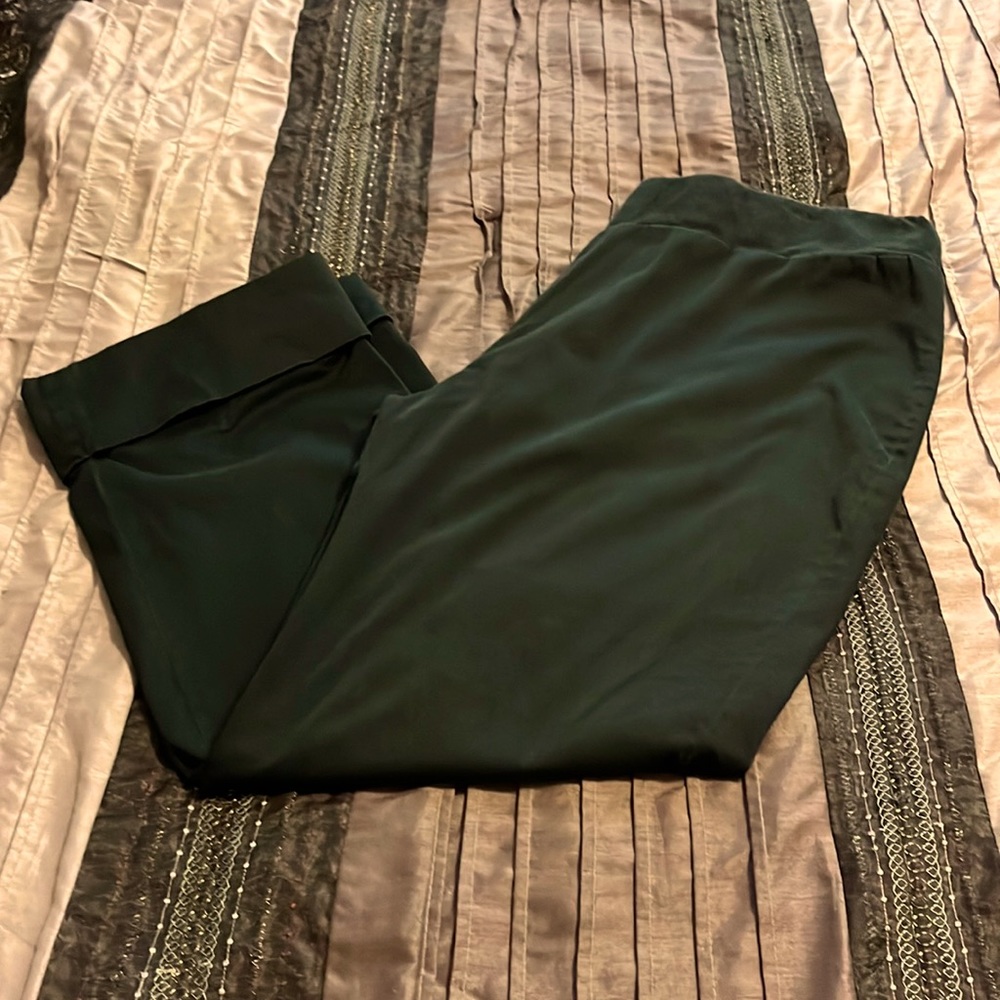 Cuffed maternity pants